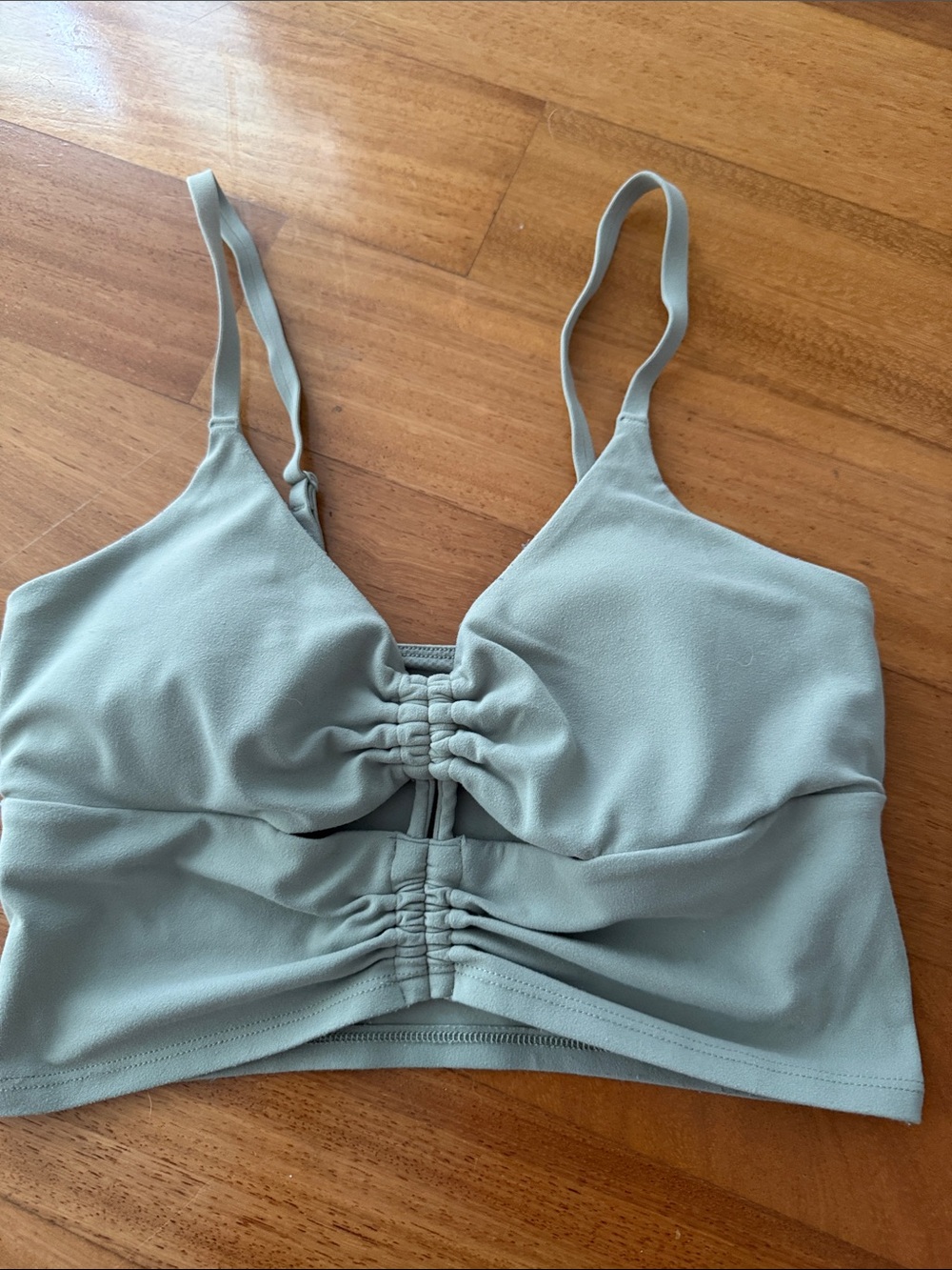 Athleta Sage Green Cropped Workout top, size XS
